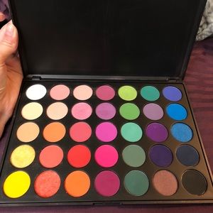 Morphe 35B Pallet